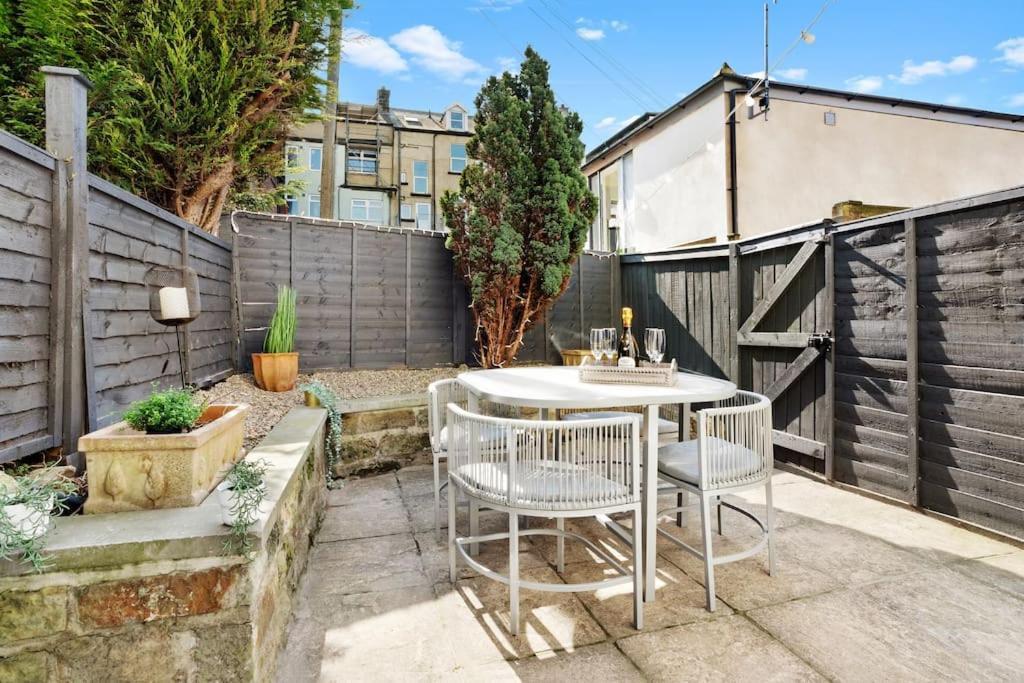 Villa Stunning 4Bed Townhouse By Hic & Trendy Kings Quarter! Harrogate Exterior foto